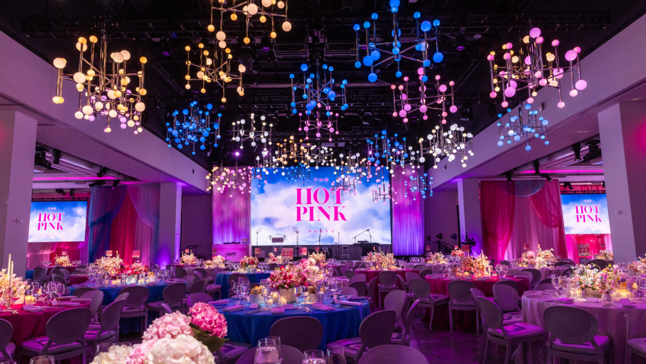 BCRF, Breast Cancer Research Foundation, Hot Pink Gala Fundrasier in New York City. Event desgined by JWennes Events featuring pink hues, dancing lights from the ceiling and stunning pink florals.